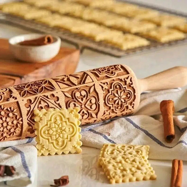 Artistry in Every Roll: Exquisite Pattern Wooden Rolling Pin - Embossing Baking Tools with Reindeer and Square Grid for Perfect Cookies