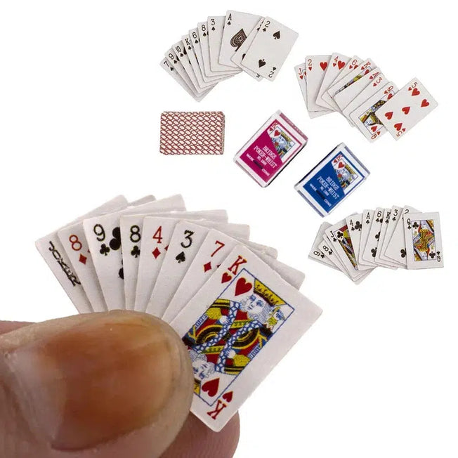 Elevate your RC car with these miniature playing cards, perfect for 1/10 RC Rock Crawlers like Axial SCX10, TAMIYA, RC4WD D90 TF2, and Traxxas TRX-4