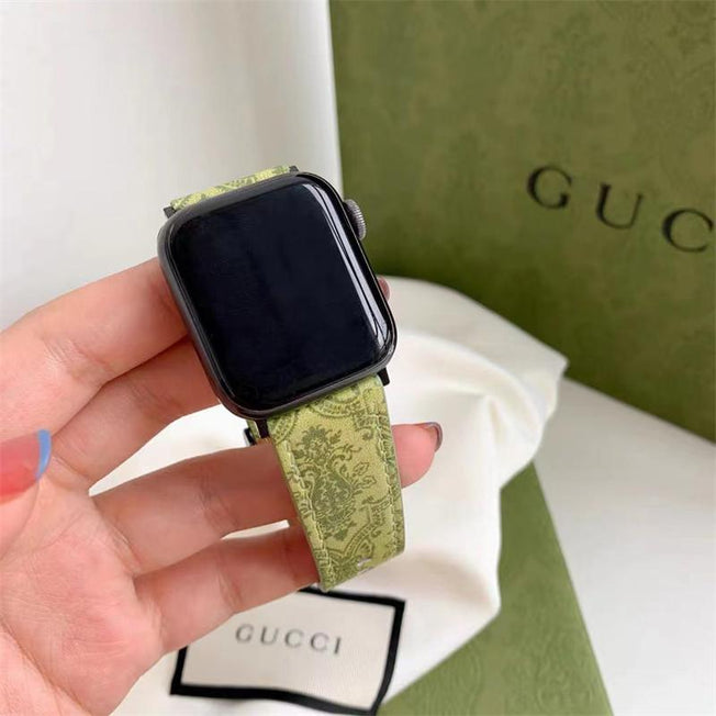 Vintage Leather Smartwatch Strap for Apple Series 7/6/SE/5/4/3/2/1 | Retro Green Genuine Leather Watchband