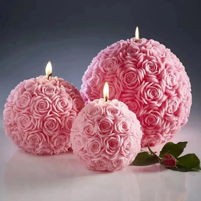 Geometric Elegance: Illuminate your space with this exquisite rose-scented candle, crafted in a charming ball shape