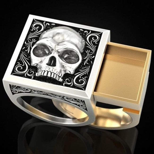 Classic Rebel Skull Ring with Concealed Compartment | Distinctive & Bold Accessory