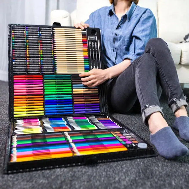 New 258PC Art Set - Paintbrush, Watercolors, Crayons, Pencils, and More