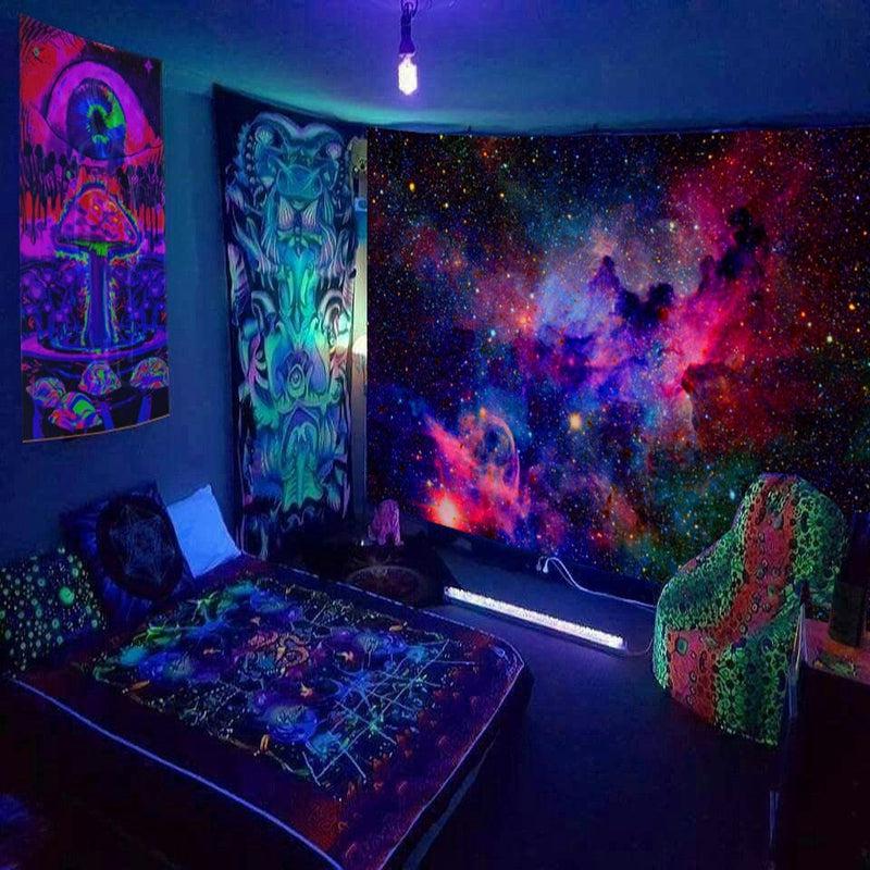 Enchanting Glow-in-the-Dark Mushroom Tapestry: Psychedelic UV-Responsive Decor