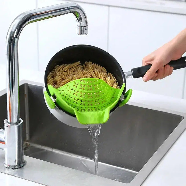 Kitchen Convenience: Universal Silicone Clip-on Pan Pot Strainer - Anti-spill Pasta Pot Strainer - Food Grade Rice, Fruit Colander Strainer - Essential Kitchen Item