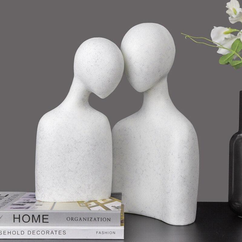 Nordic Minimal Couple Sculpture | Modern Mini Ornament for Living Room Decoration & Home Office Desk Accessories